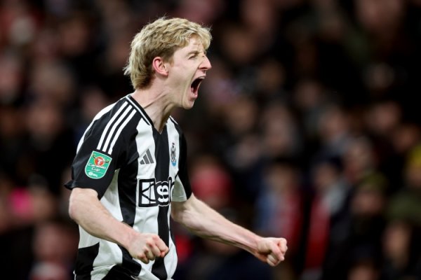 穆帅赛后对我说你太利害了！戈登：这是极大的惊叹，让我倍感幸运