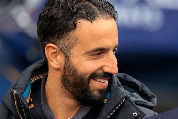 不爱奶茶？阿莫林：我看到有东说念主喝茶真的还加牛奶，真把我搞懵了