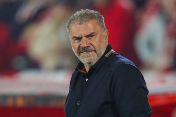 39天就遭卷铺盖！镜报：澳波战绩倒霉，英超合手教之路或已到格外