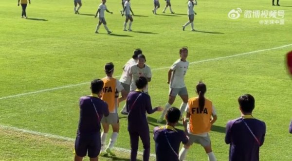 抬头出线，中国U-17女足4比0厄瓜多尔U-17女足