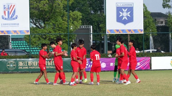 法国欧塞尔vs大区青训中心U14精彩集锦