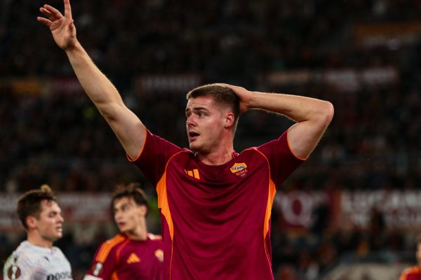 开场被换下！罗体：时尚弗格森有严重脚踝伤病史，罗马不肯冒险