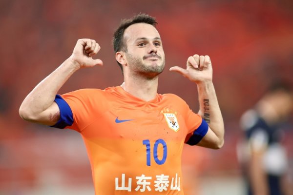 卡扎伊什维利：相等感谢克雷桑给我两次罚点契机，下次再也不罚了