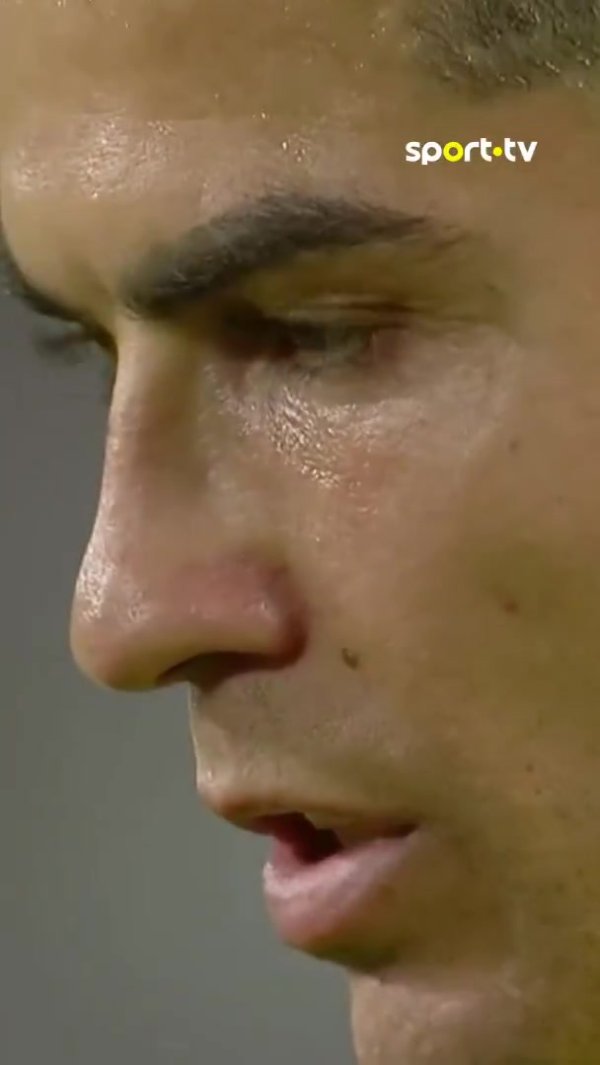 C罗罚淘气球前想有词，葡媒：C罗不停说‘你会进球的’我方饱读劲