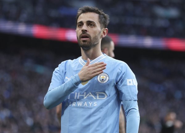 战多特B席若出场，他将是第四位竣事欧冠百场的葡萄牙球员