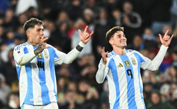 阿足协官方：小蜘蛛等3东说念主因未接种联系疫苗 将缺席对安哥拉友谊赛