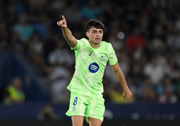 佩德里：扫数球员王人梦念念赢得金球奖 我嗅觉我方已成为巴萨教悔者