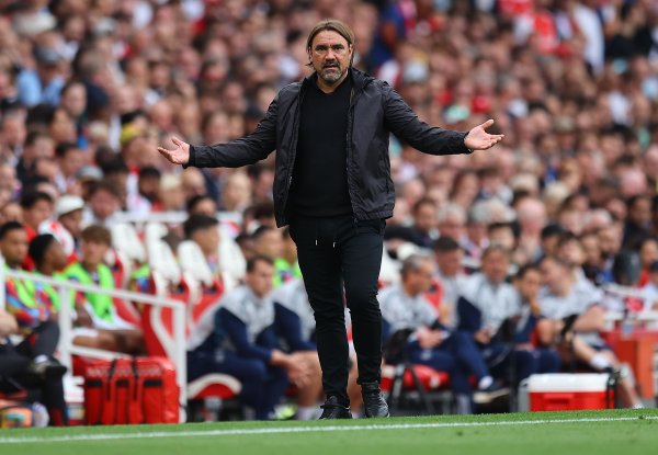 法尔克: 裁判是全场惟一以为我的队员假摔的东说念主, 对此我能咋办?