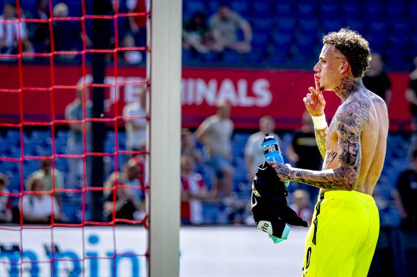 打进加盟那不勒斯处子球，诺阿·朗：群众对我请托厚望，必须用功