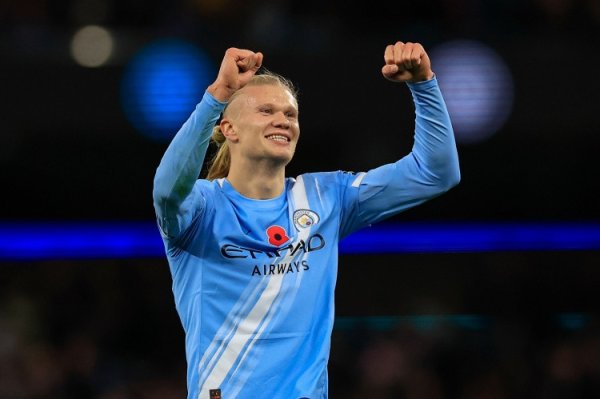 吓东说念主哈兰德本赛季20场狂轰32球, 只对热刺和维拉没进球