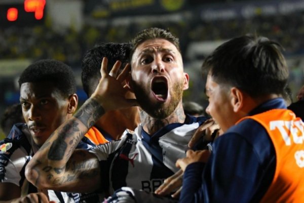 拉莫斯社媒庆祝晋级：挺进半决赛！团队展现了无比的团结和信念