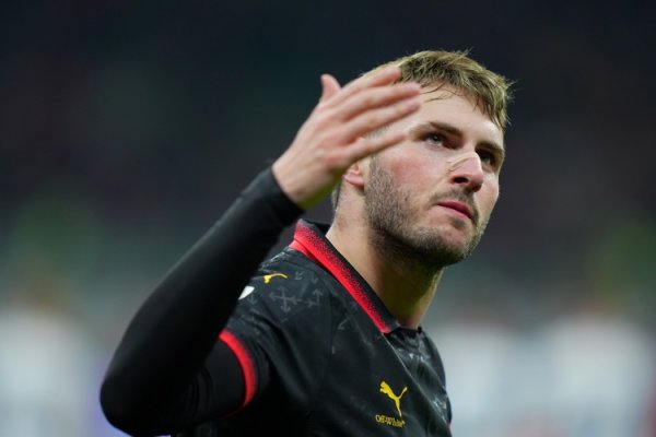 意媒：桑德兰和西汉姆联齐挑升S·希门尼斯，米兰沟通出售